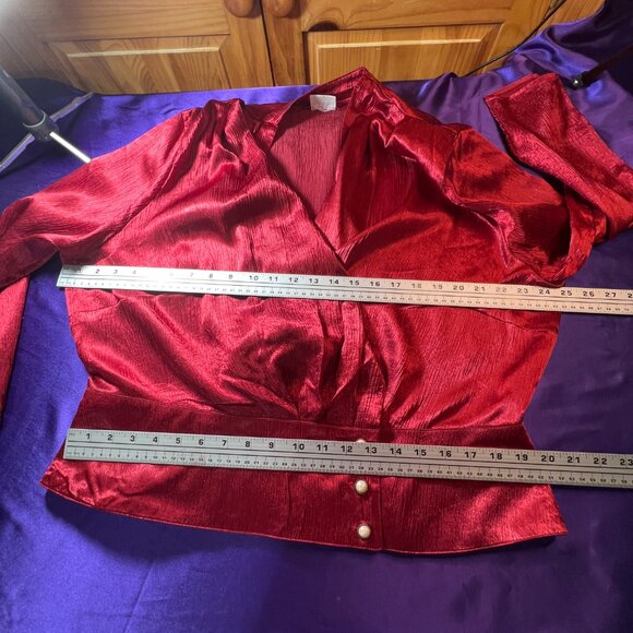 πVintage 90s Wine Red Plus Size Satin Blouse with Fitted End - Picture 8 of 13